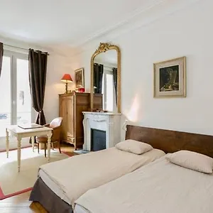  Alloggio in famiglia Charming Bedroom